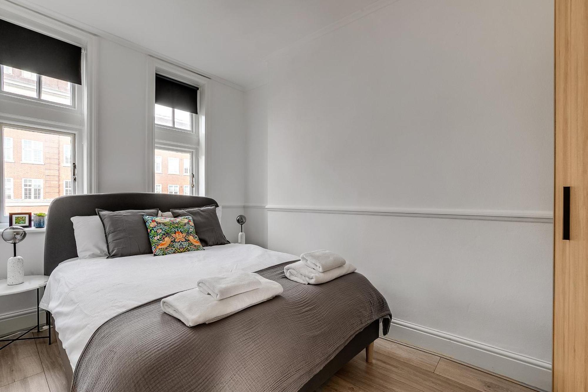 Lovely Kensington Apartments London Ngoại thất bức ảnh
