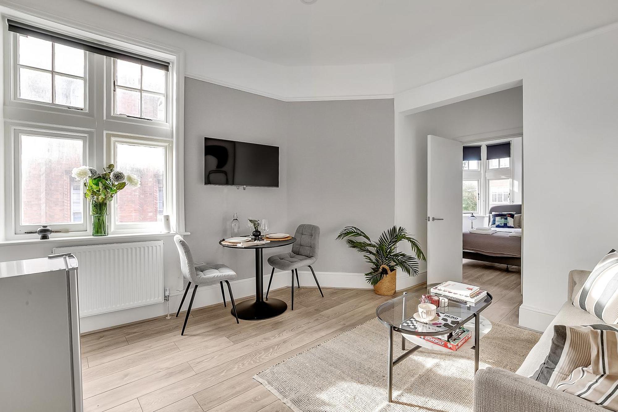 Lovely Kensington Apartments London Ngoại thất bức ảnh